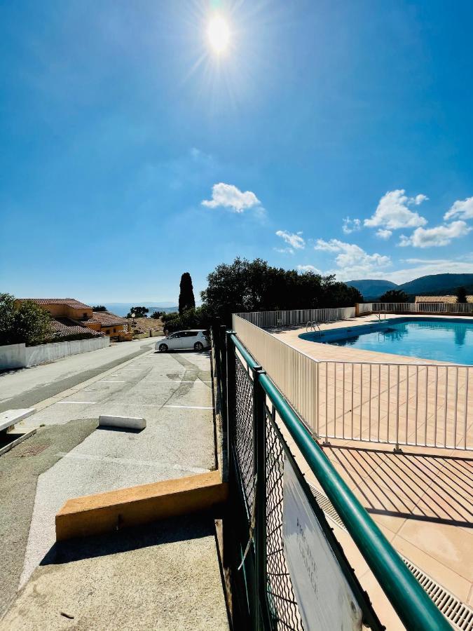 Ferienwohnung Superbe T2 Avec Vue Mer Et Piscine La Croix-Valmer Exterior foto